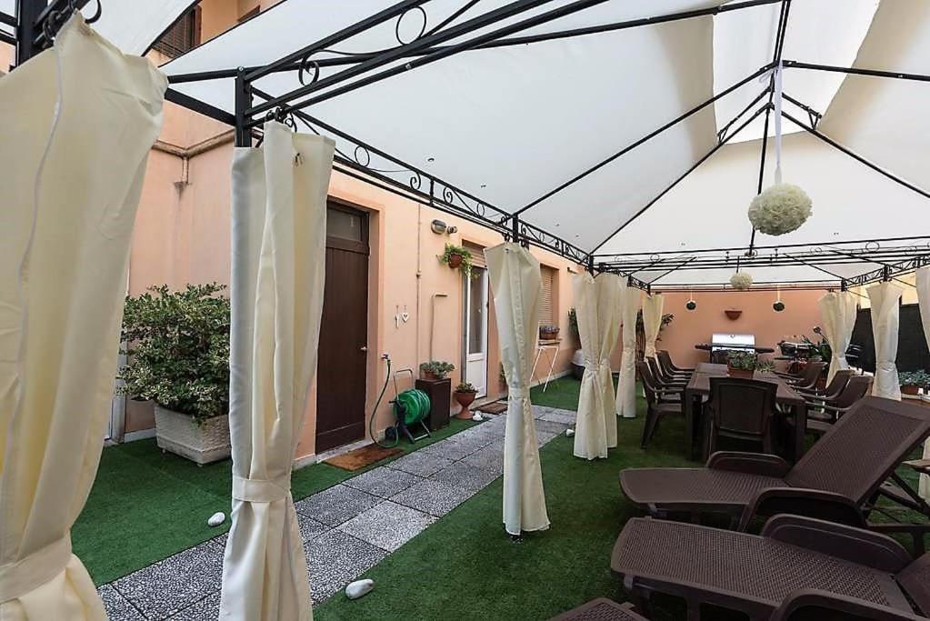 Terrazze Italiane City Center - White Apartment فيرونا المظهر الخارجي الصورة