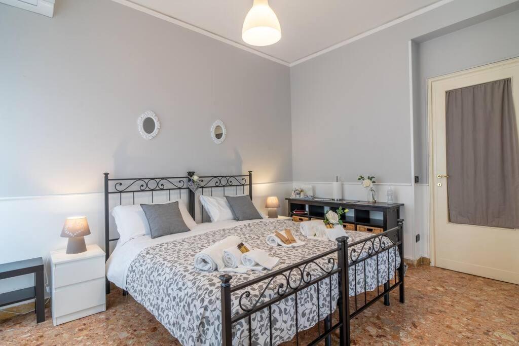 Terrazze Italiane City Center - White Apartment فيرونا المظهر الخارجي الصورة